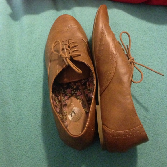Brown flats