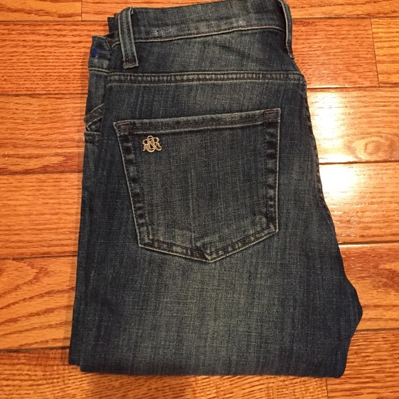 Rock & Republic Berlin Skinny Jeans - Size 6