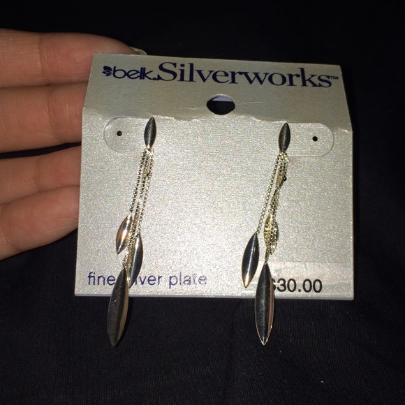 Dangly plate earrings