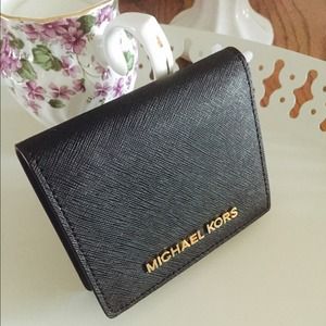 🎁🎁🎁 michael kors wallet black new without tag