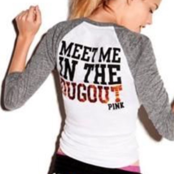 LOOKING FOR THIS SHIRT!!