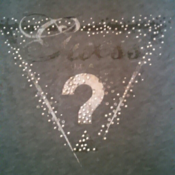 Guess Tee - Picture 2 of 3