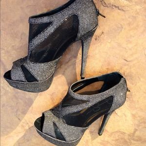 🎉Jessica Simpson Belindas Platform Bootie🎉