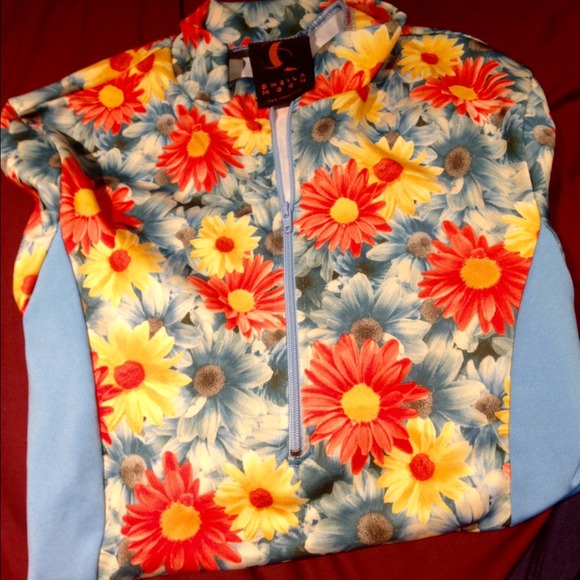 Long sleeve dry fit athletic top