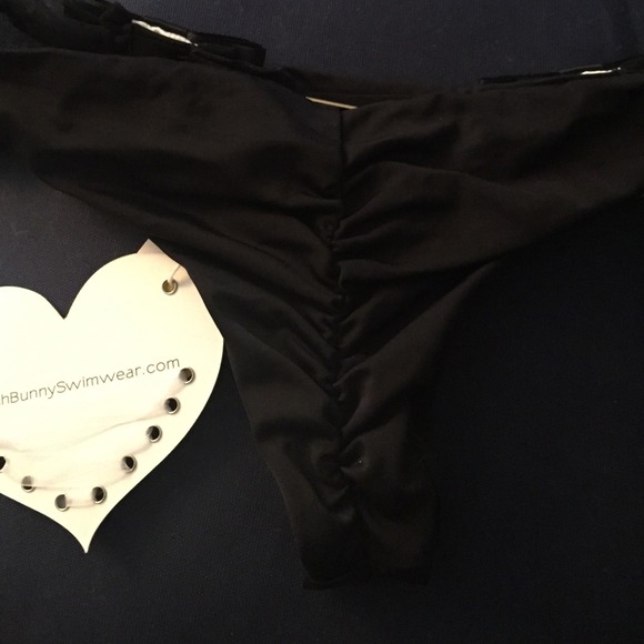 ⭐️SOLD⭐️M Beach Bunny Black Hipster Bottom - Picture 3 of 3