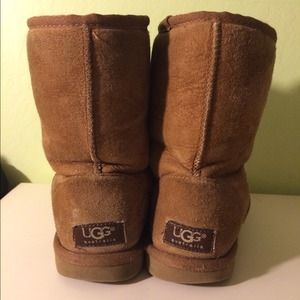 Chestnut mid ugg