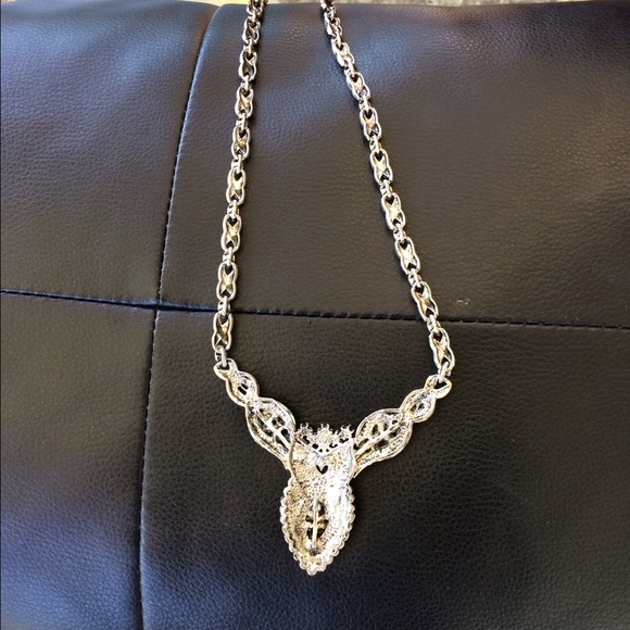 Necklace - Picture 4 of 4