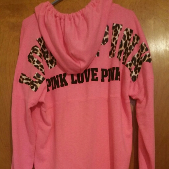 Super cute vs PINK hoodie! - Picture 3 of 3