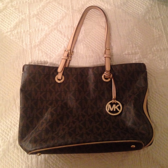 Michael Kors tote