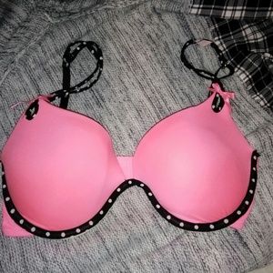 Daisy Fuentes push Up bar 36D