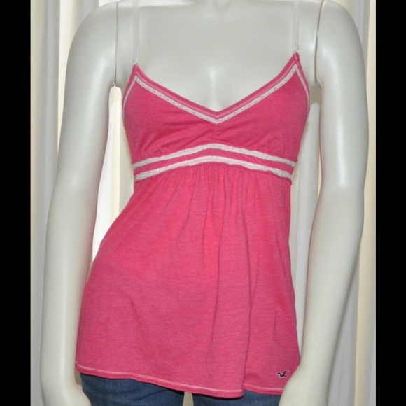 Hollister Tank Size Small