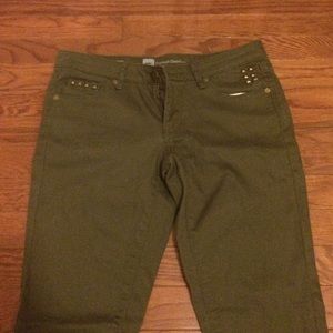 Olive colored skinny jeans never been worn