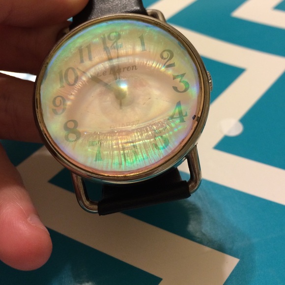 LeBaron Exquisite Quartz Watch - Picture 2 of 3