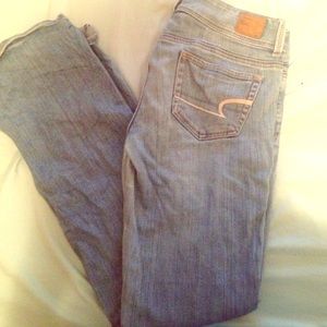 American eagle jeans!