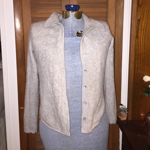 100% Cashmere gray cardigan size small