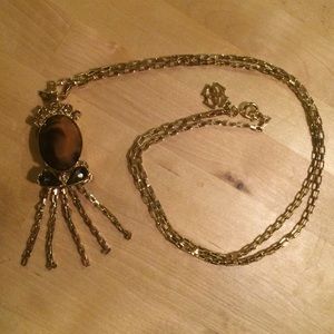 Ann Taylor pendant necklace