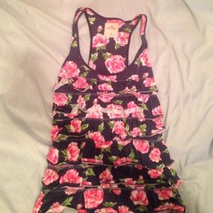 Hollister ruffled flower tank!