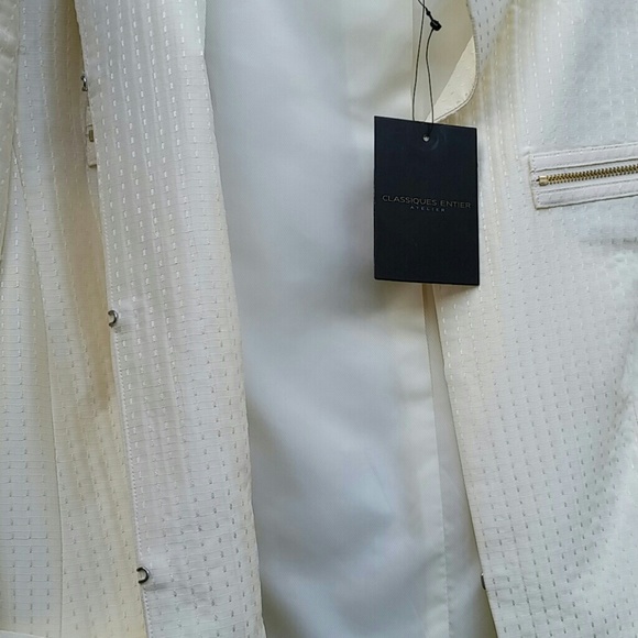 Textured Chain Pocket  Jacket - Picture 3 of 4
