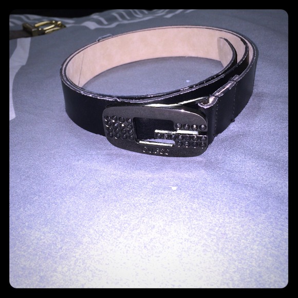 ❌ Sold ❌ GUESS BELT
