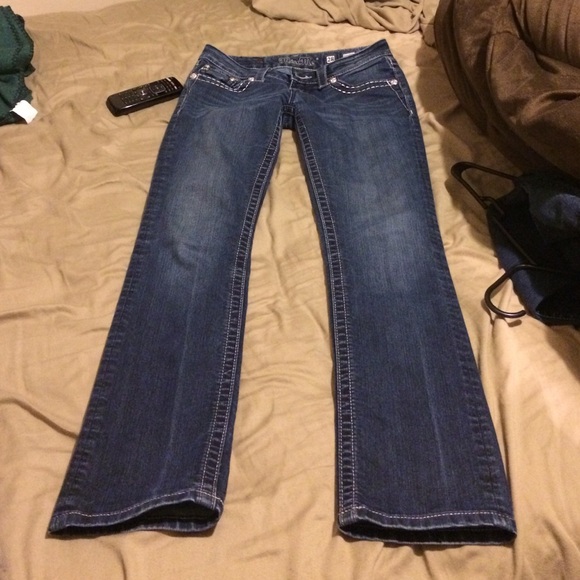 Miss Me 28 inseam 31 - Picture 4 of 4