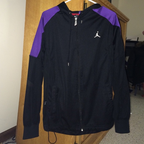 Men's air Jordan zip up.