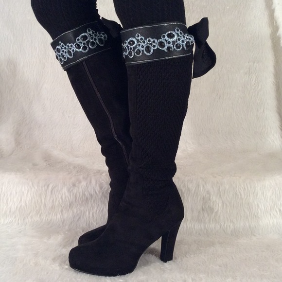 Handcrafted Rhinestone Boot Cuffs - Picture 1 of 4