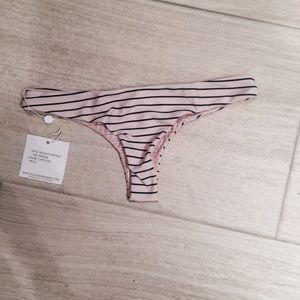 Acacia ho'okipa bottoms in cape cod