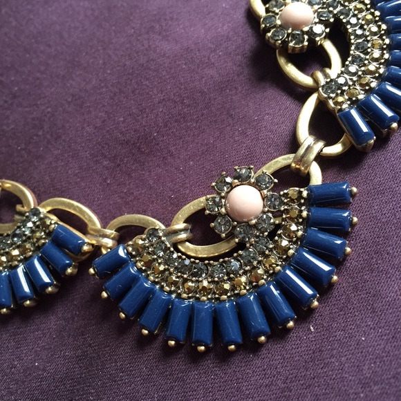 NEW J. Crew Statement Necklace - Picture 3 of 3