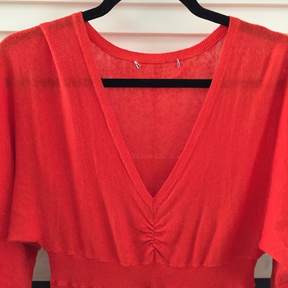 Orange Red Top - Picture 3 of 4