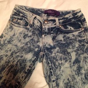 Stonewashed skinny jeans