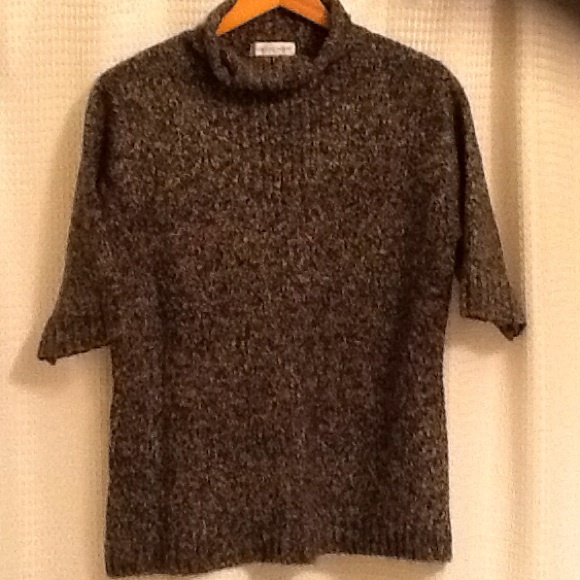 SOLD-Mid length sweater