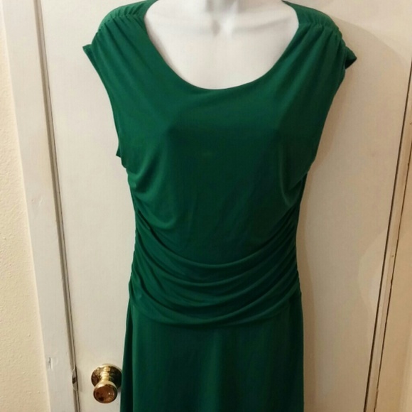 Green enfocus size 12 ladies dress