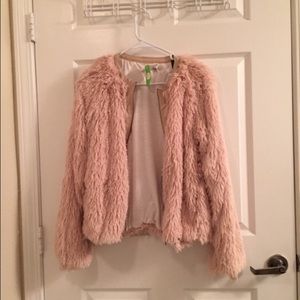 [SOLD ON VINTED] Dusty Pink Fuzzy Jacket