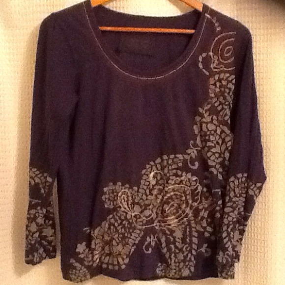 SOLD!! sleeve Coldwater Creek shirt