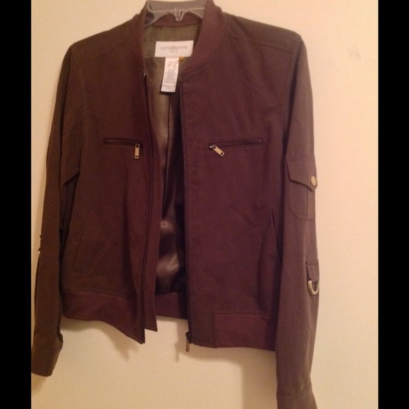 Jacket - Picture 3 of 3