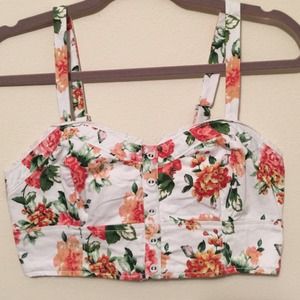 PRICE DROP🌸 Floral Crop Top Urban Outfitters!