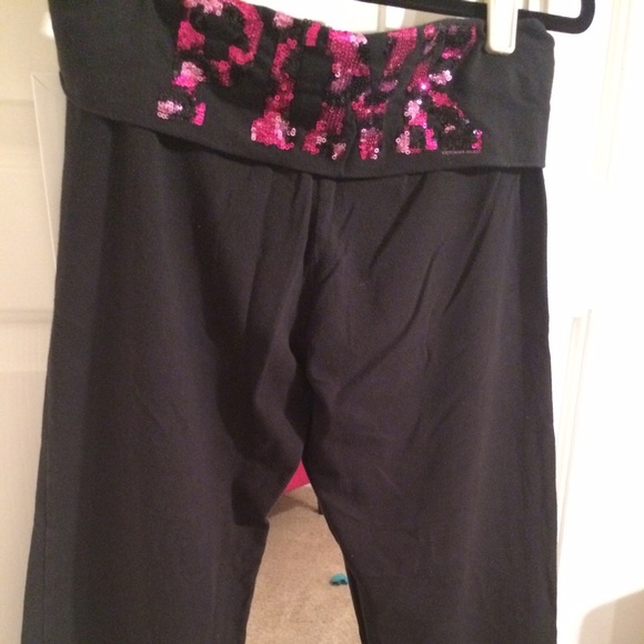Victoria's Secret Cropped Yoga Pants