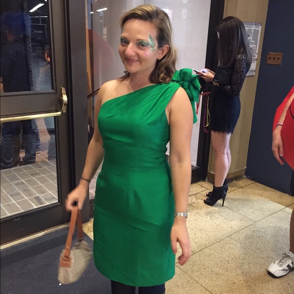 One shoulder green dress - Picture 4 of 4
