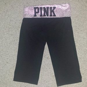 victoria's secret pink cropped yoga pants