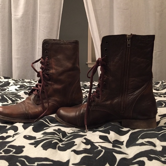 Steve Madden Boots - 🚫SOLD🚫in bundle Steve Madden boots