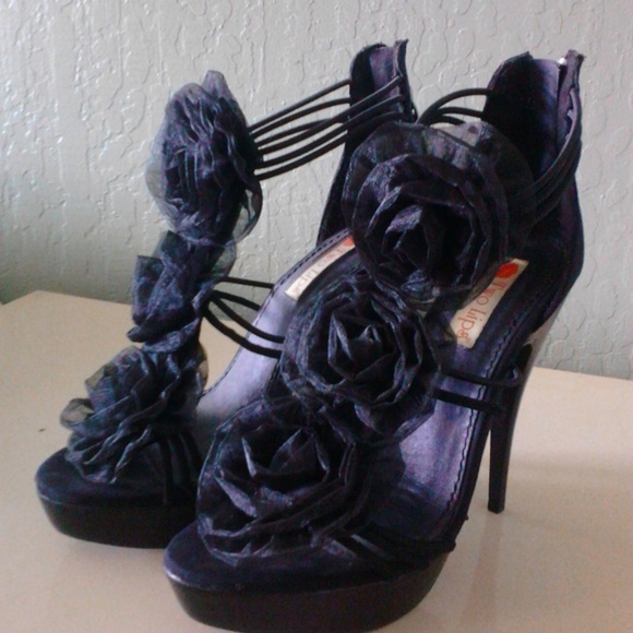Flower heels