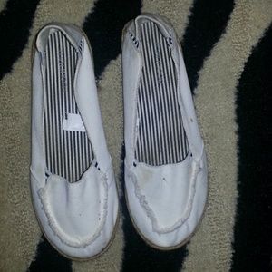 Casual flats/loafers