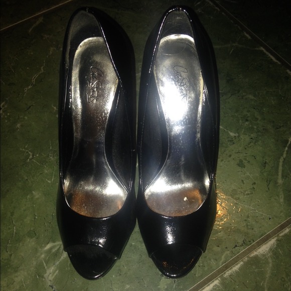 ‼️super comfortable black high heels‼️