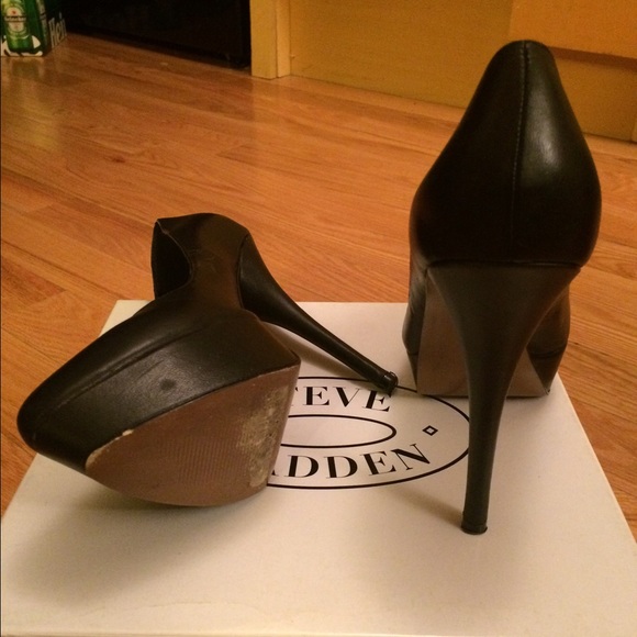 Steve Madden Pumps - Picture 3 of 3