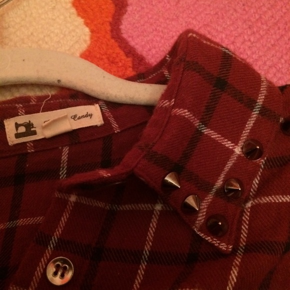 Red plaid stud vest - Picture 3 of 3