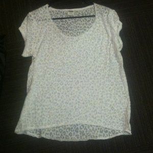 VS Pink White Cheetah Shirt