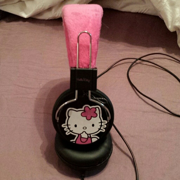 Hello Kitty DJ headphones...Never used..adjustable