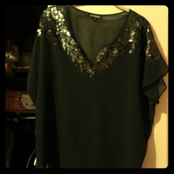 Lightwight party top