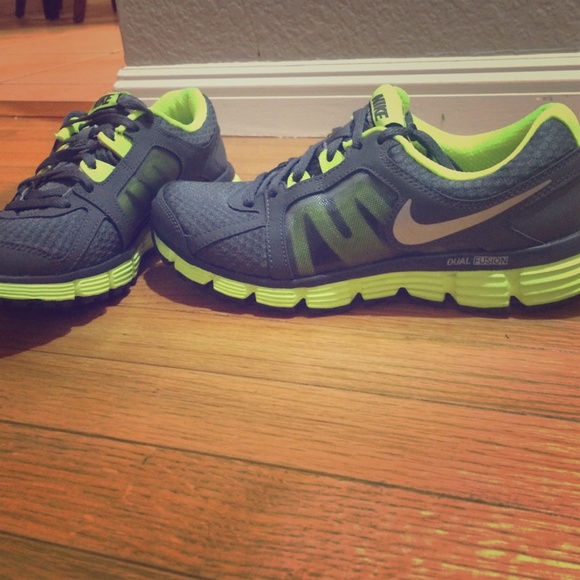 Nike Dual Fusion