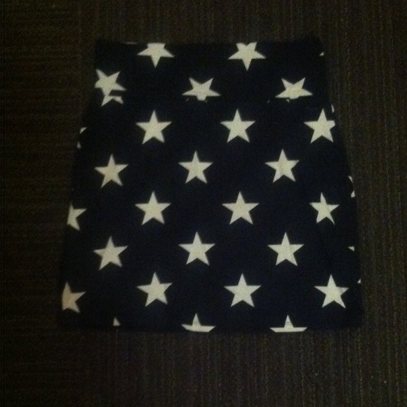 VS Pink Star Skirt